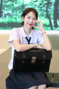 Kanirene Irene 12