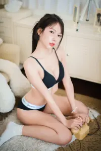 Kanirene Irene 27
