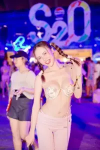 น้องป๋อมแป๋ม ศิริวรรณ 20