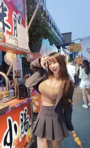 น้องมันแกว รุ่งตะวัน 24